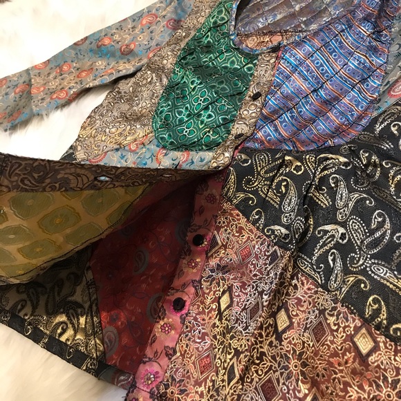 Sacred Threads Bohemian Indian silk beautiful colorful patchwork pattern - Picture 10 of 11